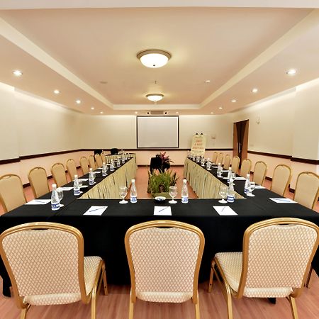 בנדונג Banana Inn By Kagum Hotels מראה חיצוני תמונה
