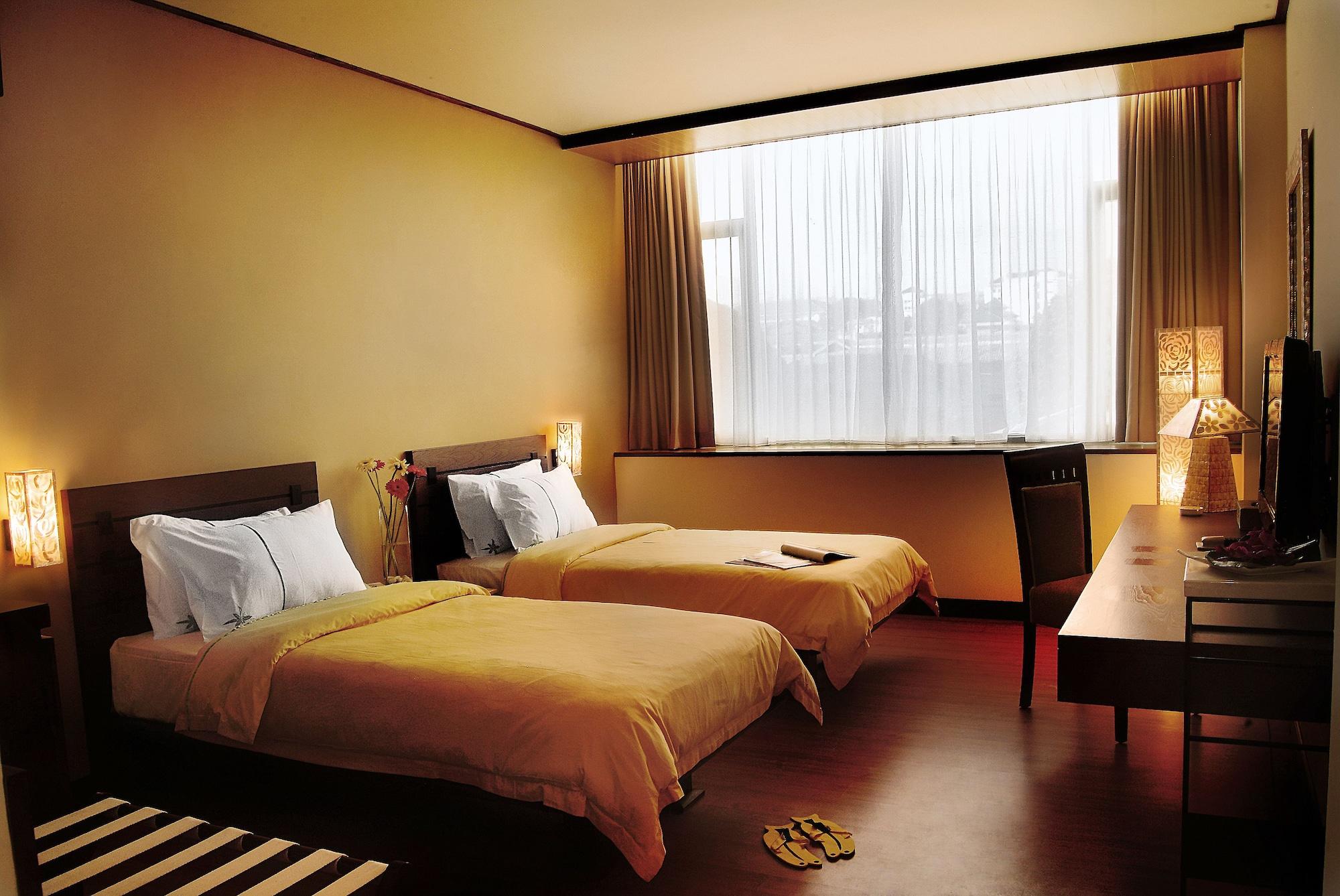 בנדונג Banana Inn By Kagum Hotels מראה חיצוני תמונה