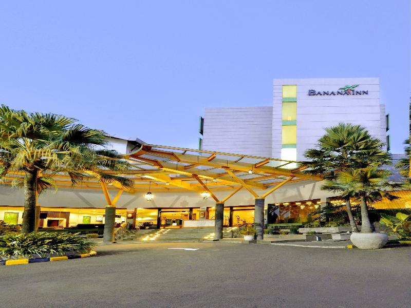בנדונג Banana Inn By Kagum Hotels מראה חיצוני תמונה